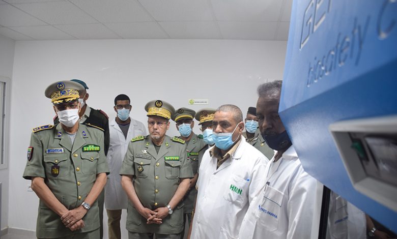 Photo de Inauguration à l’Hôpital militaire d’une unité intégrée de haute technologie pour le dépistage de la Covid-19