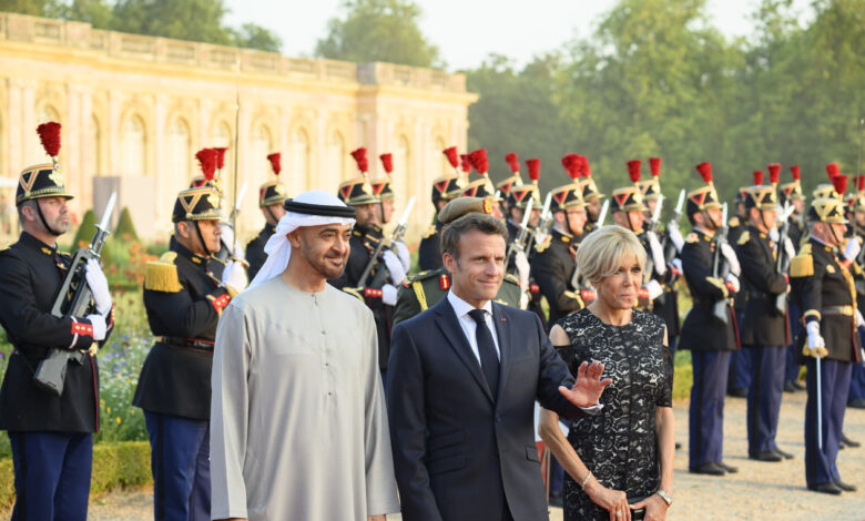 Photo de Les EAU et la France signent plusieurs accords et mémorandums d’entente